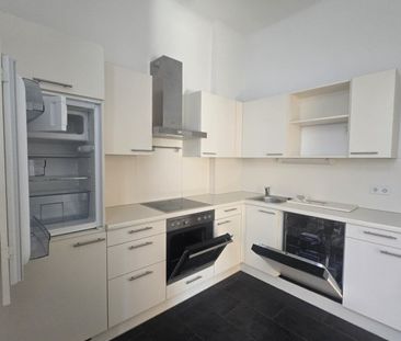 Sehr helle, unbefristete Stilaltbauwohnung ( 2 er WG geeignet ) Näh... - Photo 5