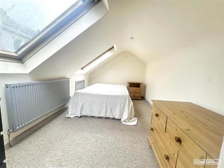 2 bedroom flat to rent - Photo 3