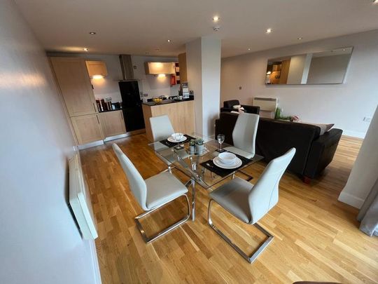 2 bedroom flat to rent - Photo 1