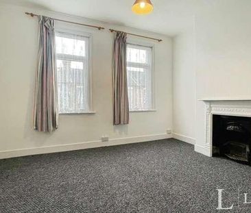 Wallis Avenue, Southend-on-sea, Essex, SS2 - Photo 1