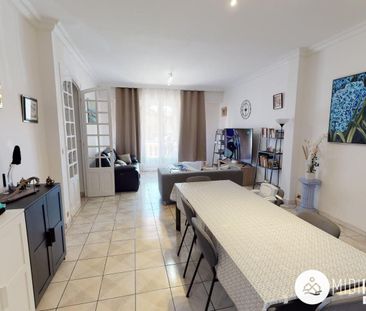 Location Maison 7 pièces 219m² LESCURE D ALBIGEOIS 81380 - Photo 1