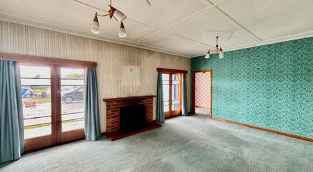 Retro Original Condition - 3 Bedroom - Photo 4