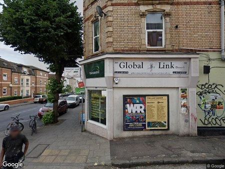 2 Bed Flat, Stapleton Road, BS5 - Photo 3