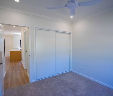 Brand New, Never Lived in 2 Bedroom Home! - Photo 6