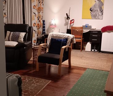 Broadbeach Waters - Photo 6