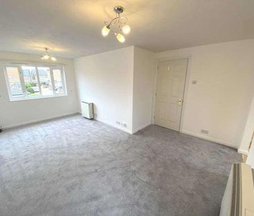 Kensington Way, Borehamwood, WD6 - Photo 2