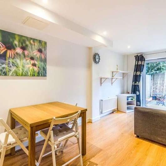 Taylor House, Canary Wharf, E14 - Photo 1