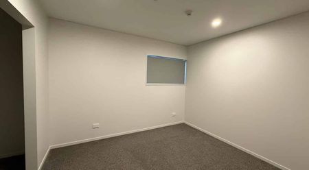 GLEN INNES, 1 BEDROOM - Photo 2