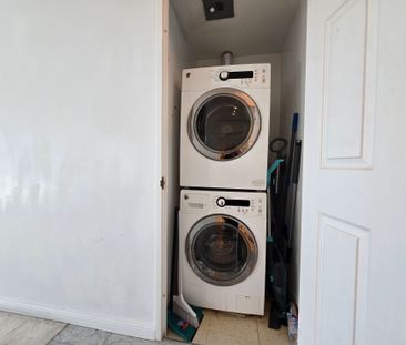 For Lease - 1 Lee Centre Drive Unit# 2206, Toronto, Ontario - Photo 4