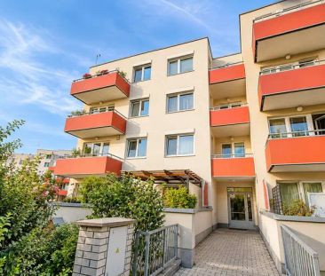 Pronájem bytu 3+kk s balkonem a 2 parkovacími stáními, Praha 9 – Kyje - Photo 5