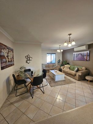 Scarborough - Photo 1