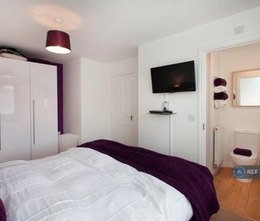 3 bedroom detached house to rent - Photo 6