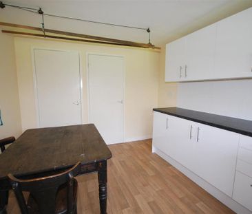 2 bedroom cottage to rent - Photo 5