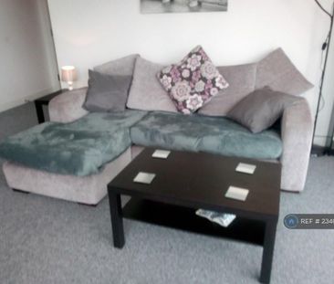 2 bedroom flat to rent - Photo 3