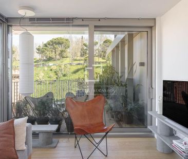 Luxury penthouse for rent in Madrid, Spain - Photo 1