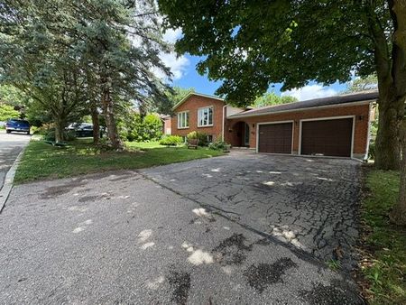 For Lease - 48 CAVALIER Place, Waterloo, Ontario - Photo 3
