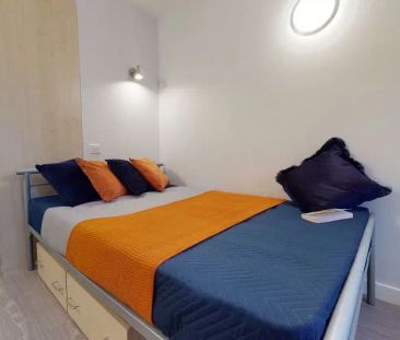 Gold En Suite - Photo 3