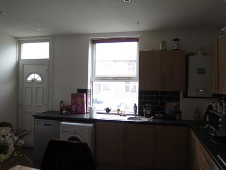 6 Headingley Mount, Leeds, LS6 3EL - Photo 5