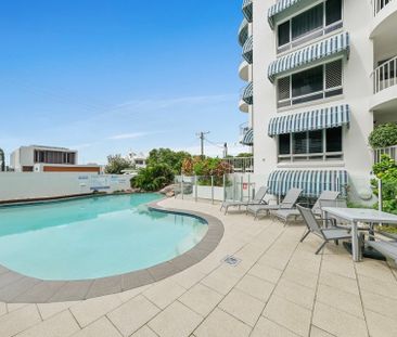 Peaceful, Light & Airy 2 Bedroom Unit in Well Maintained 'Estoril' ... - Photo 3