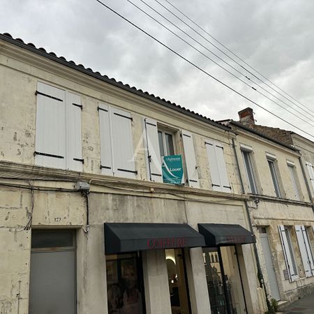 Location Appartement 1 pièce 26m² - Photo 4