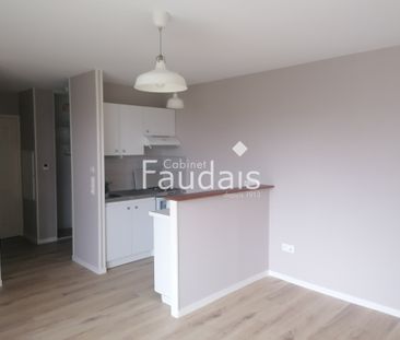 Location Appartement 2 pièces 40m² COUTANCES 50200 - Photo 3