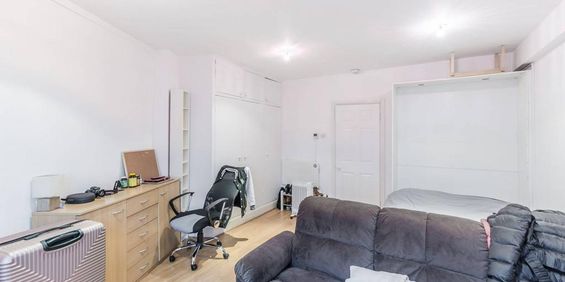 Studio to rent - Photo 3