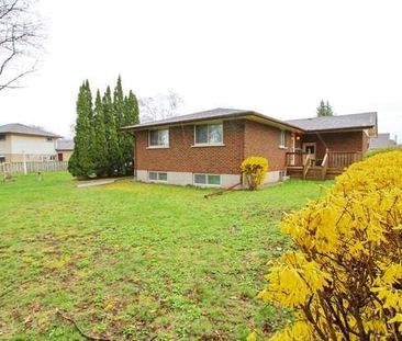 For Lease - 358 Adelaide Avenue, Oshawa, Ontario - Photo 1