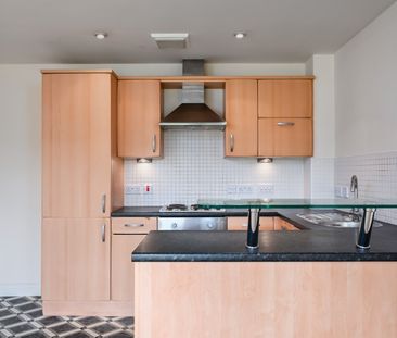 2 bedroom apartment to rent - Photo 3