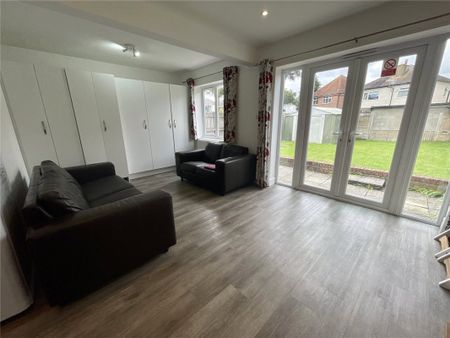 Victoria Avenue, Bournemouth, BH9 - Photo 5