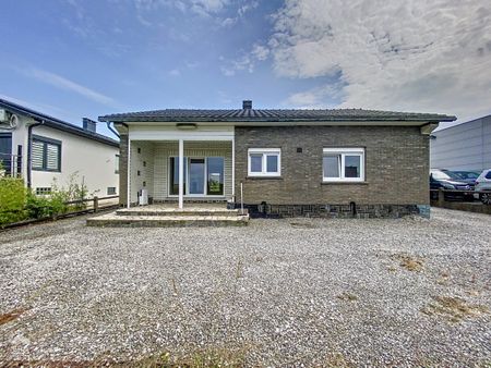 Maison renovée 2 chambres avec jardin et garage - Foto 5