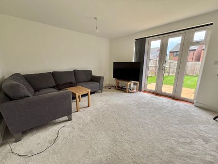 Tedder Grove, Nuneaton, CV11 - Photo 3