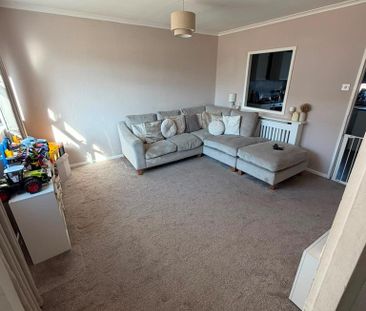 3 bedroom terraced house to rent - Photo 3