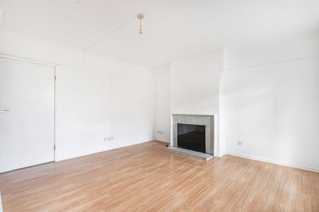 2 bedroom Flat To Let - Photo 5
