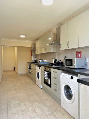 Bath Road, Hounslow - Photo 4