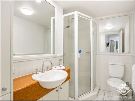 Live the Burleigh Lifestyle at Burleigh Mediterranean - Photo 4