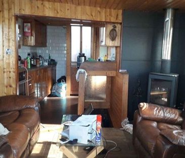 2 Bed House Boat, Waterfront, BN2 - Photo 2