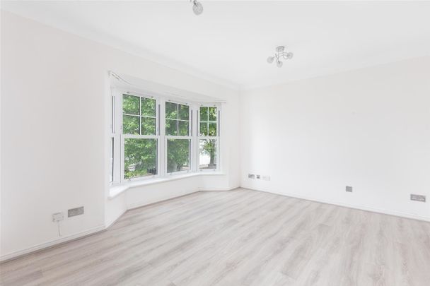 Cavendish Road, London - Photo 1