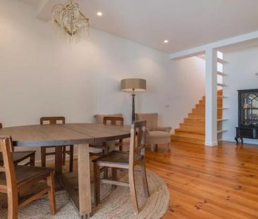 2-bedroom apartment for rent in Lisbon, bills included - Photo 3