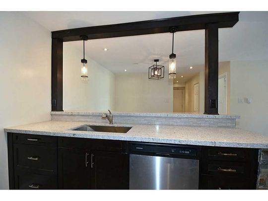 For Lease - 1450 Glen Abbey Gate Unit# 821, Oakville, Ontario - Photo 1