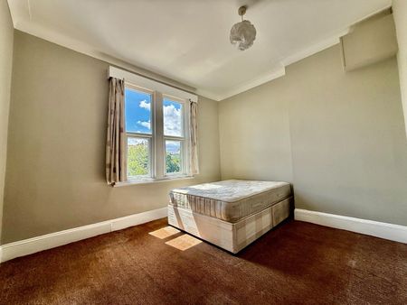 2 Bed Flat, Thurlow Park Road, SE21 - Photo 3