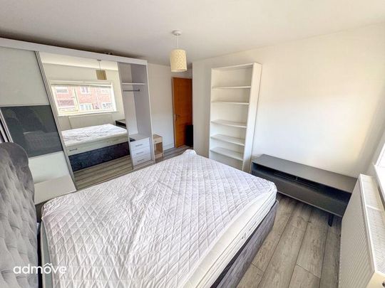 3 bedroom semi-detached house to rent - Photo 1