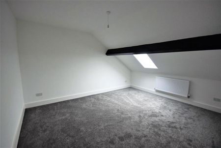 2 bedroom Flat To Let Total Size: 732 SQ FT - Photo 4