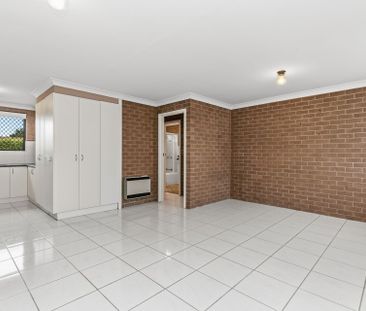 Modern Comfort & Effortless Living - Photo 1