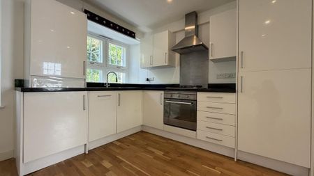 2 bedroom apartment to rent - Photo 5