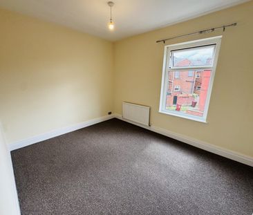 Hawksley Street, Horwich, Bolton - Photo 2