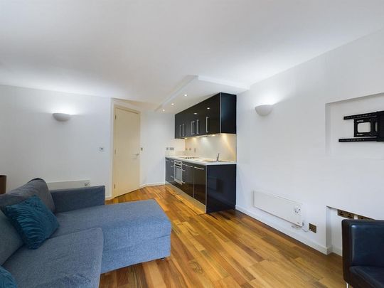 2 bedroom apartment to rent - Photo 1