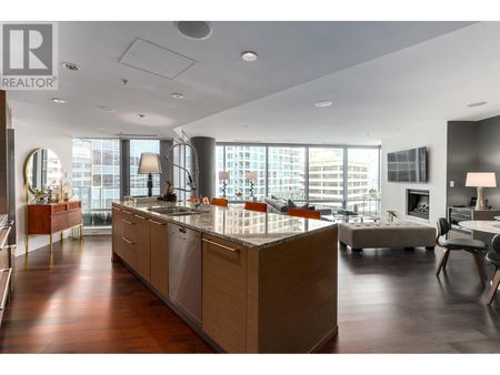 1909 1111 ALBERNI STREET, Vancouver, British Columbia - Photo 3