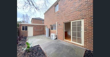 Stylish Lifestyle Destination - Photo 5