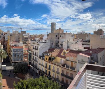 Piso de alquiler en Calle Periodista Pirula Arderius, 2, Barrio del... - Photo 2