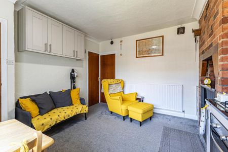 3 bedroom end of terrace house to rent - Photo 5